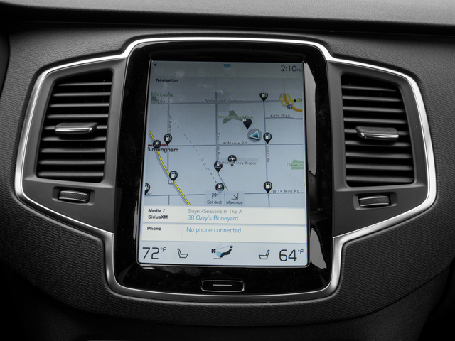 2018 Volvo XC90 T6 Momentum Sport Utility 4D