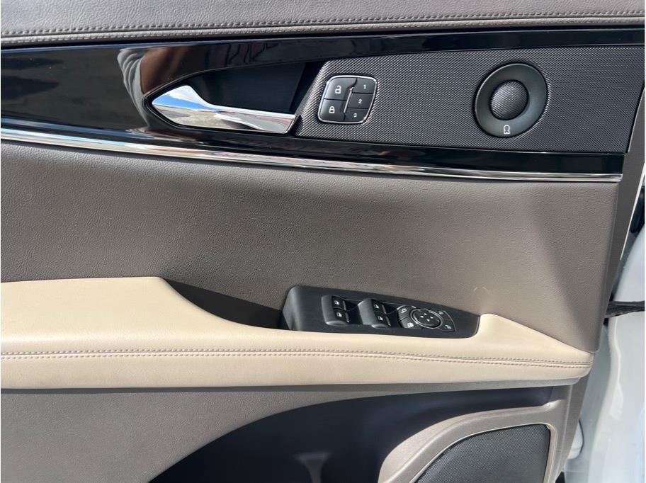 2023 Lincoln Nautilus Reserve Sport Utility 4D