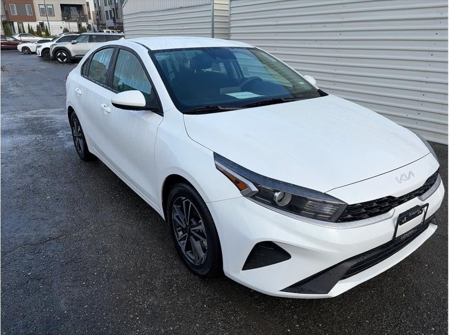 2023 Kia Forte LXS Sedan 4D
