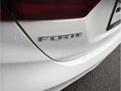 2023 Kia Forte LXS Sedan 4D