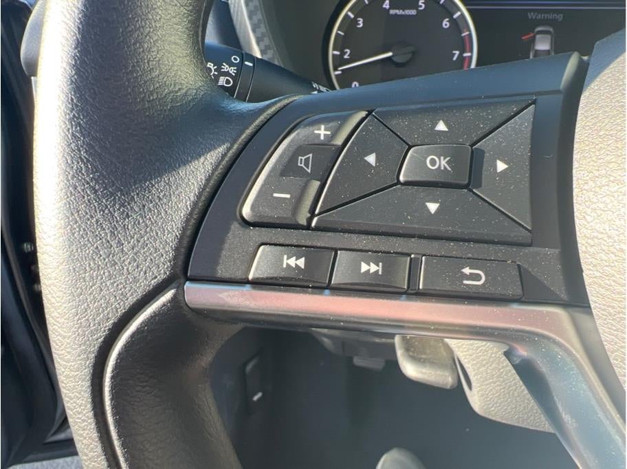 2025 Nissan Sentra SV Sedan 4D