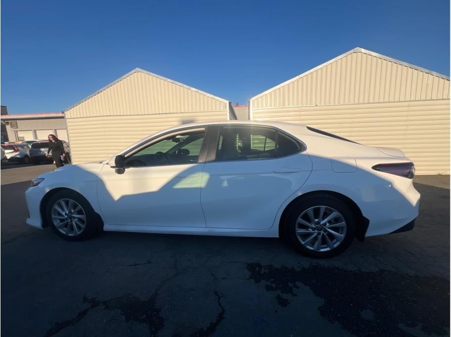 2023 Toyota Camry LE Sedan 4D