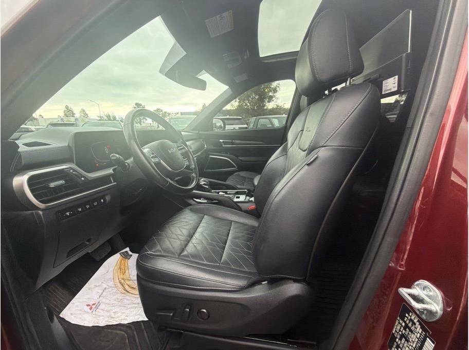 2023 Kia Telluride EX X-Line Sport Utility 4D