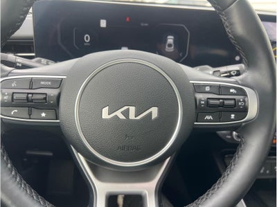 2025 Kia K5 EX Sedan 4D