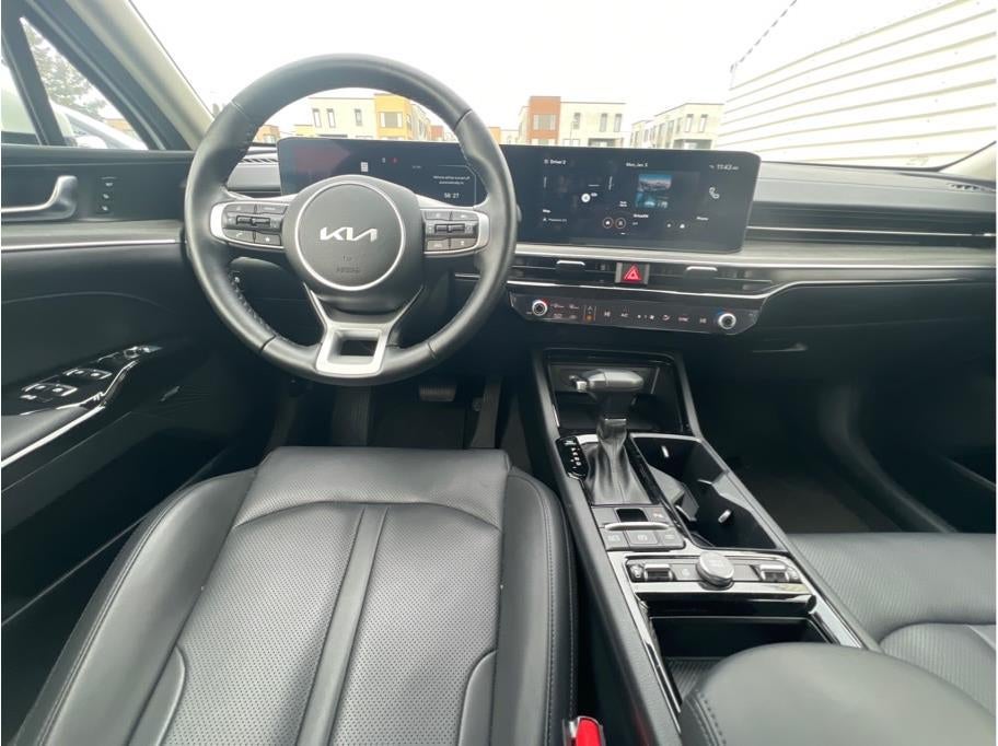 2025 Kia K5 EX Sedan 4D