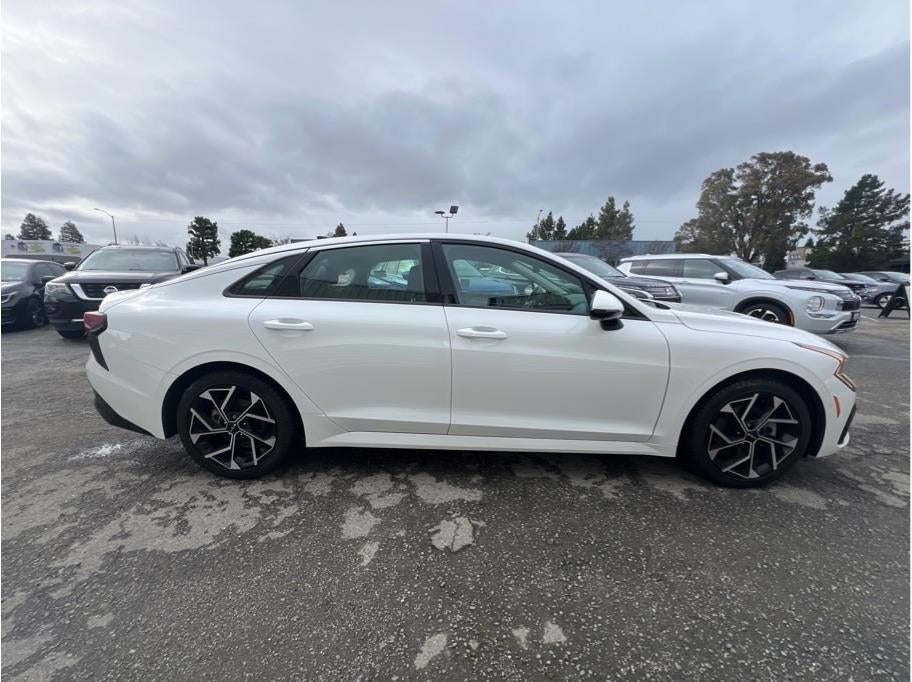 2025 Kia K5 EX Sedan 4D