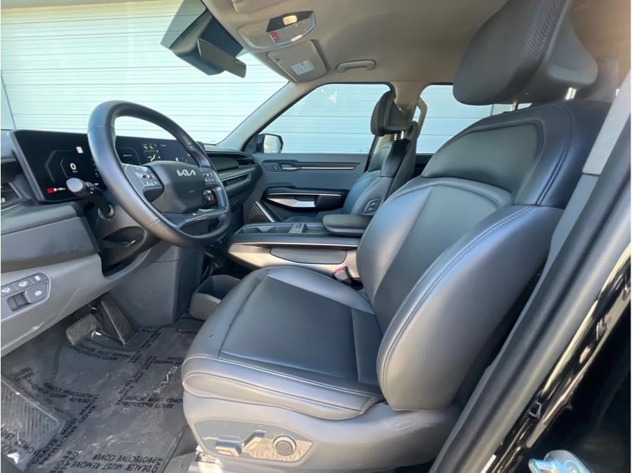 2024 Kia EV9 Light Sport Utility 4D