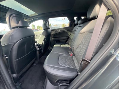 2023 Kia Sportage Plug-in Hybrid X-Line Prestige Sport Utility 4D