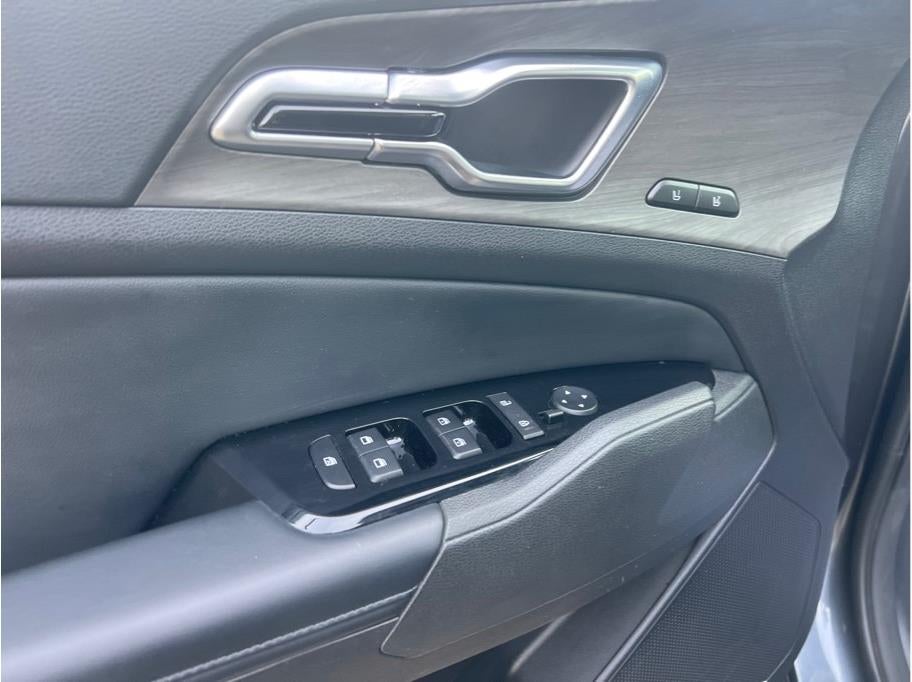 2023 Kia Sportage Plug-in Hybrid X-Line Prestige Sport Utility 4D