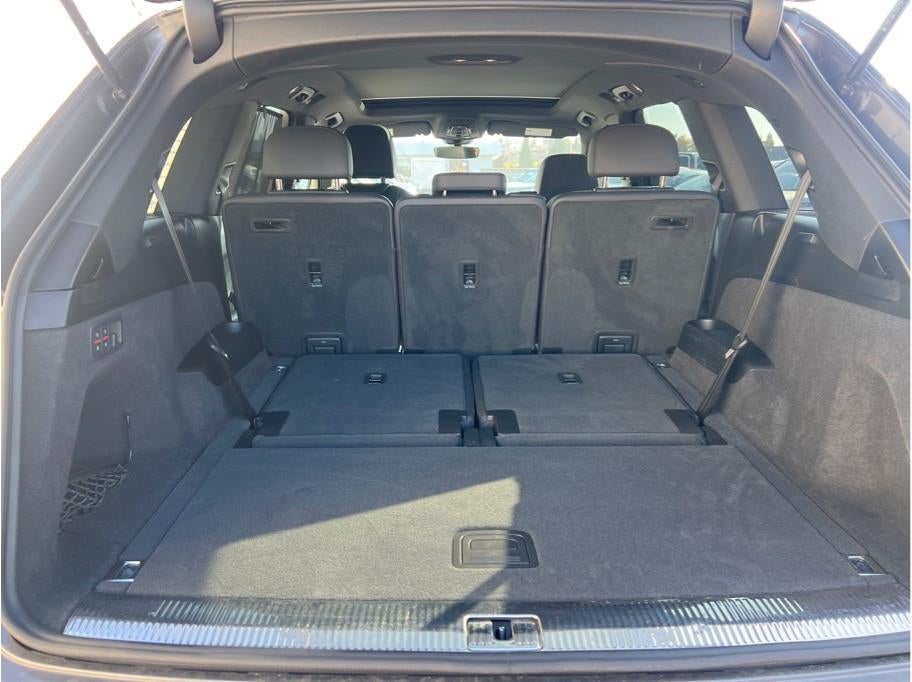 2021 Audi Q7 45 TFSI Premium Plus Sport Utility 4D