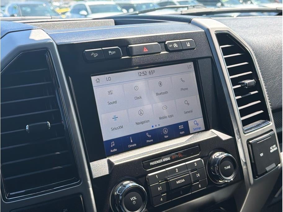 2020 Ford F150 SuperCrew Cab Lariat Pickup 4D 5 1/2 ft