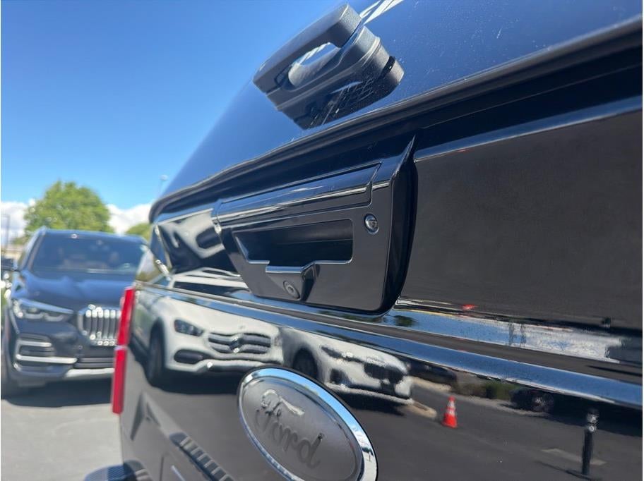 2020 Ford F150 SuperCrew Cab Lariat Pickup 4D 5 1/2 ft