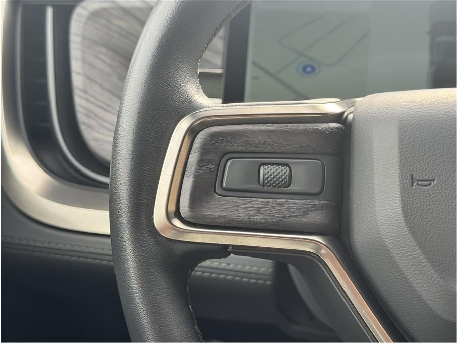 2022 Rivian R1T Adventure Pickup 4D 4 1/2 ft