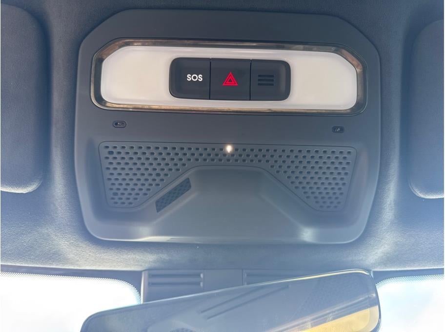 2023 Rivian R1S Adventure Sport Utility 4D