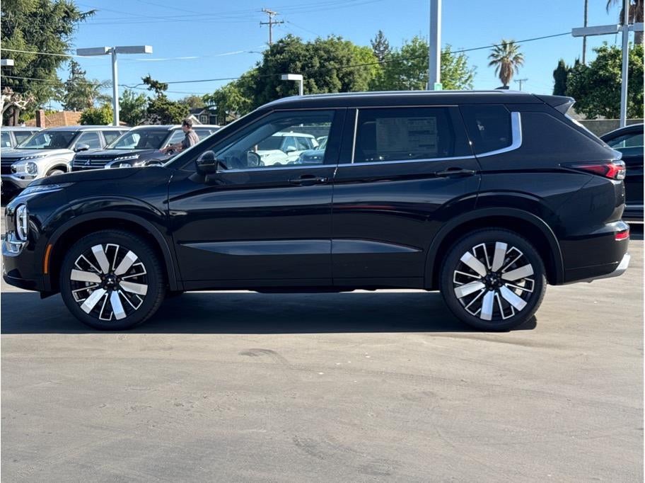 2025 Mitsubishi Outlander SEL Sport Utility 4D