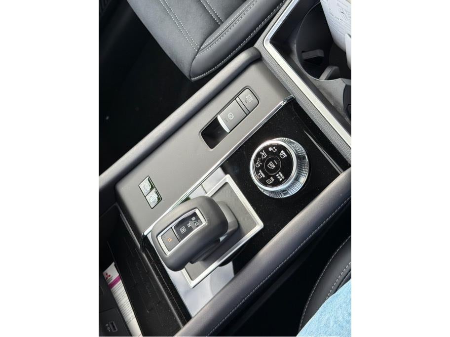 2025 Mitsubishi Outlander PHEV SE Tech Package