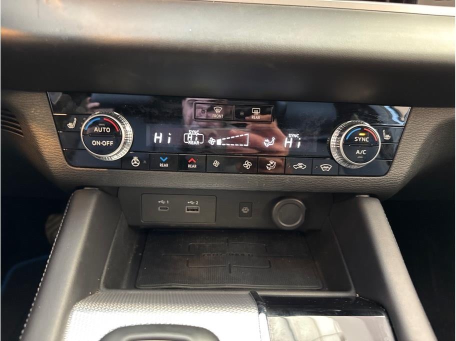 2023 Mitsubishi Outlander PHEV SEL Sport Utility 4D