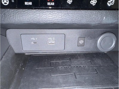 2023 Mitsubishi Outlander PHEV SEL Sport Utility 4D