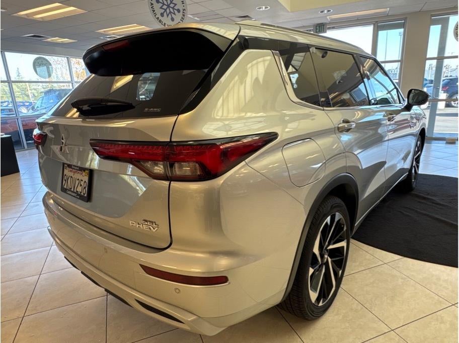 2023 Mitsubishi Outlander PHEV SEL Sport Utility 4D