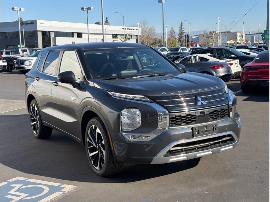 2025 Mitsubishi Outlander PHEV SE