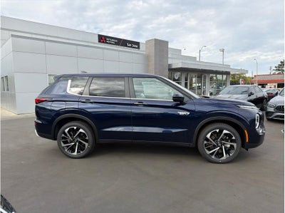 2025 Mitsubishi Outlander PHEV SE