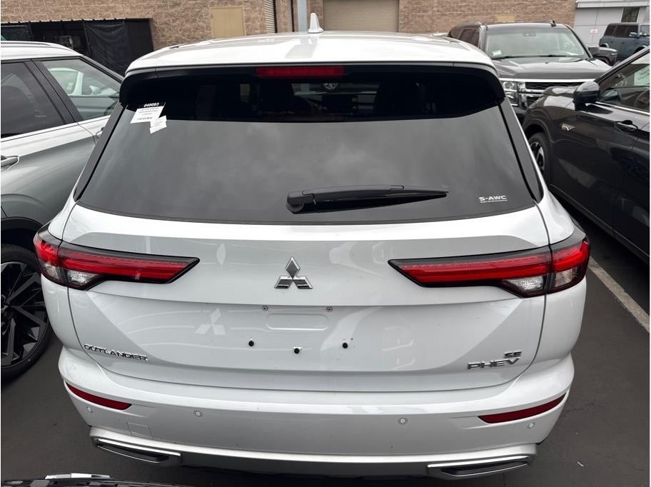 2025 Mitsubishi Outlander PHEV SE