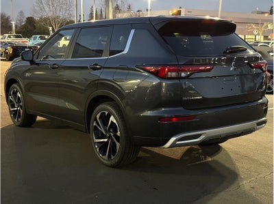 2025 Mitsubishi Outlander PHEV SE Tech Pacakge