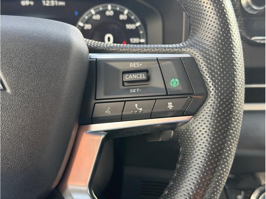 2024 Mitsubishi Outlander PHEV SEL Sport Utility 4D