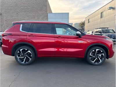 2025 Mitsubishi Outlander PHEV SEL