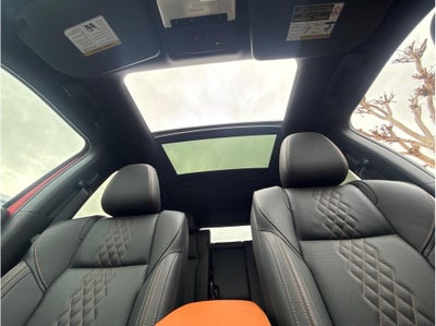 2025 Mitsubishi Outlander PHEV SEL Premium Package