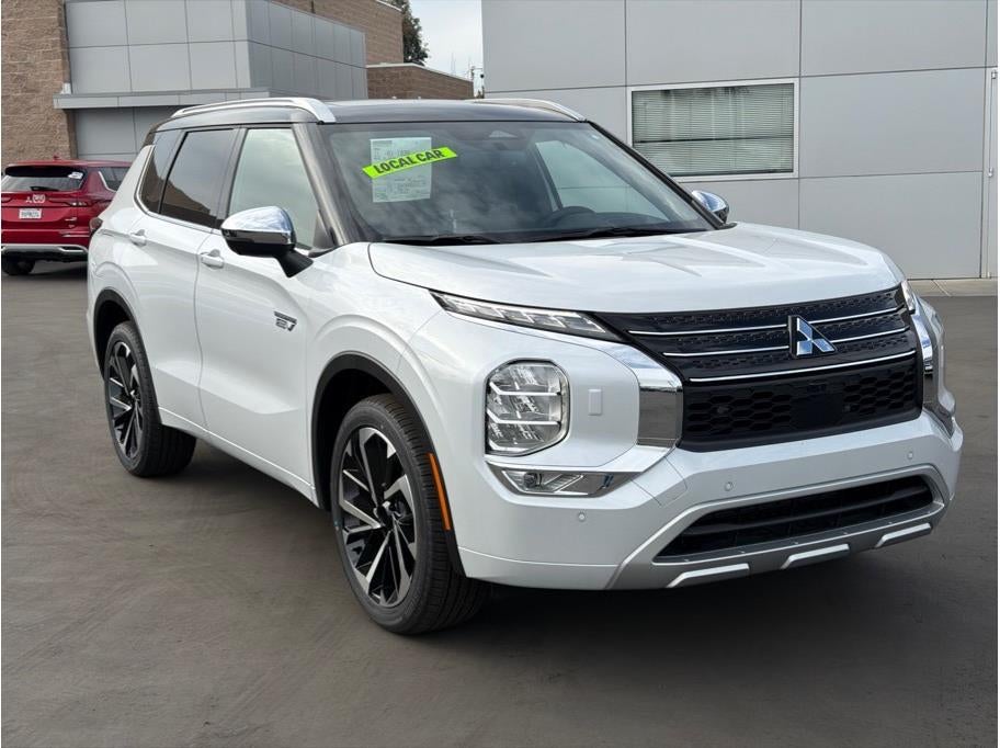 2025 Mitsubishi Outlander PHEV SEL Premium Package