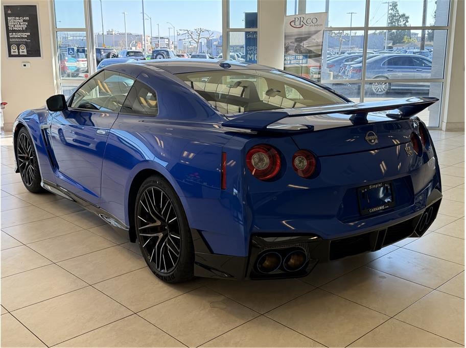2024 Nissan GT-R Skyline Edition