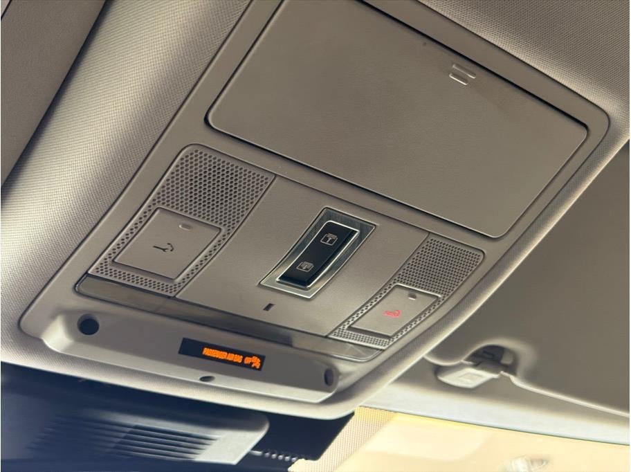 2019 Land Rover Discovery Sport HSE Sport Utility 4D