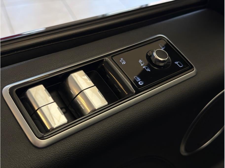 2019 Land Rover Range Rover HSE Sport Utility 4D