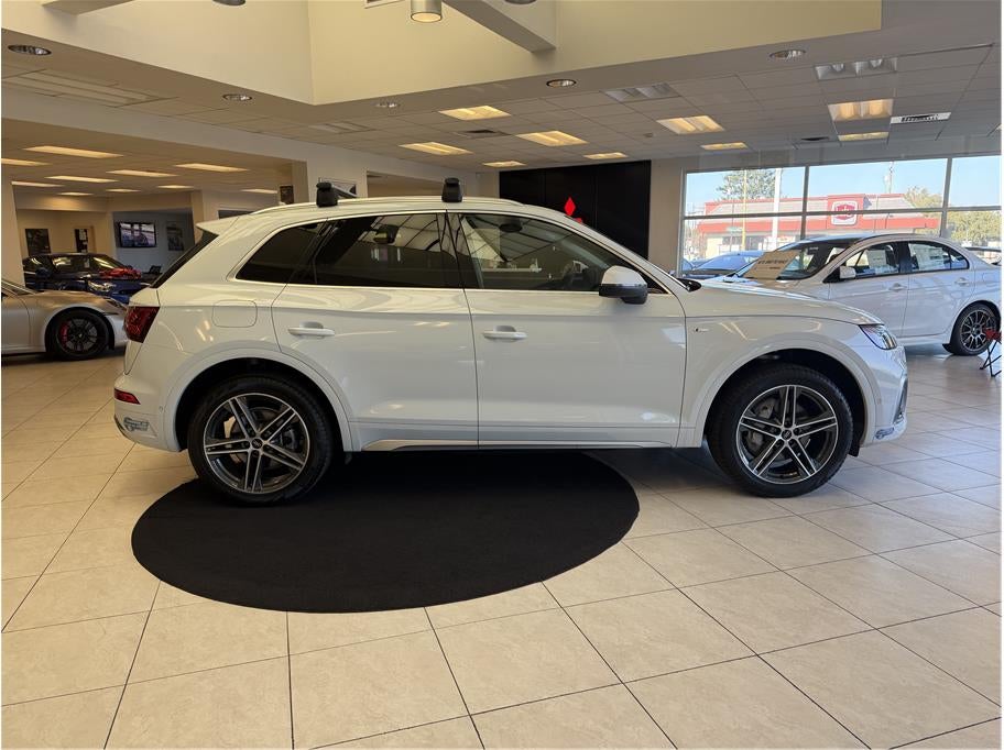 2021 Audi Q5 55 TFSI e Prestige Sport Utility 4D