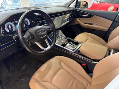 2024 Audi Q7 45 TFSI Premium Plus Sport Utility 4D