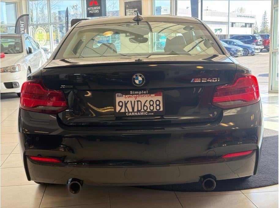 2018 BMW 2 Series M240i xDrive Coupe 2D