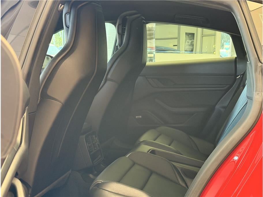 2022 Porsche Taycan Sedan 4D