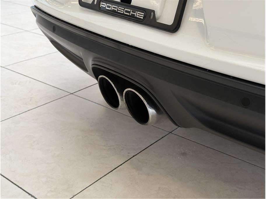 2019 Porsche 718 Boxster Roadster 2D