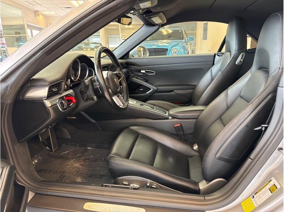 2018 Porsche 911 Carrera S Cabriolet 2D