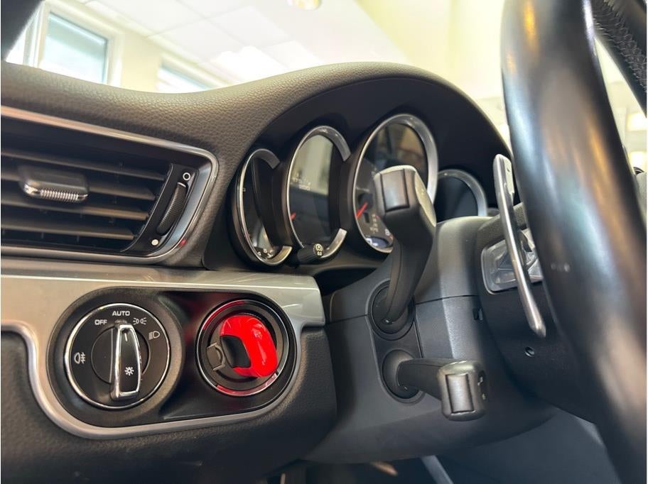 2018 Porsche 911 Carrera S Cabriolet 2D