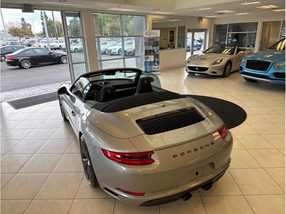 2018 Porsche 911 Carrera S Cabriolet 2D