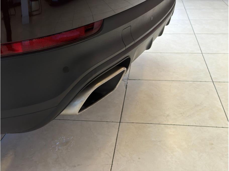 2022 Porsche Cayenne Platinum Edition Sport Utility 4D