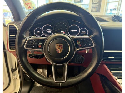 2022 Porsche Cayenne E-Hybrid Sport Utility 4D