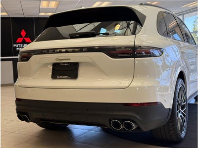 2022 Porsche Cayenne E-Hybrid Sport Utility 4D