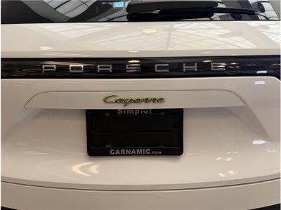 2022 Porsche Cayenne E-Hybrid Sport Utility 4D