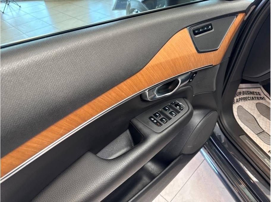 2021 Volvo XC90 T8 Inscription Expression Recharge Plug-In Hybrid Sport Util