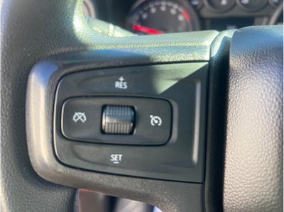 2021 Chevrolet Silverado 1500 Crew Cab Custom Pickup 4D 5 3/4 ft