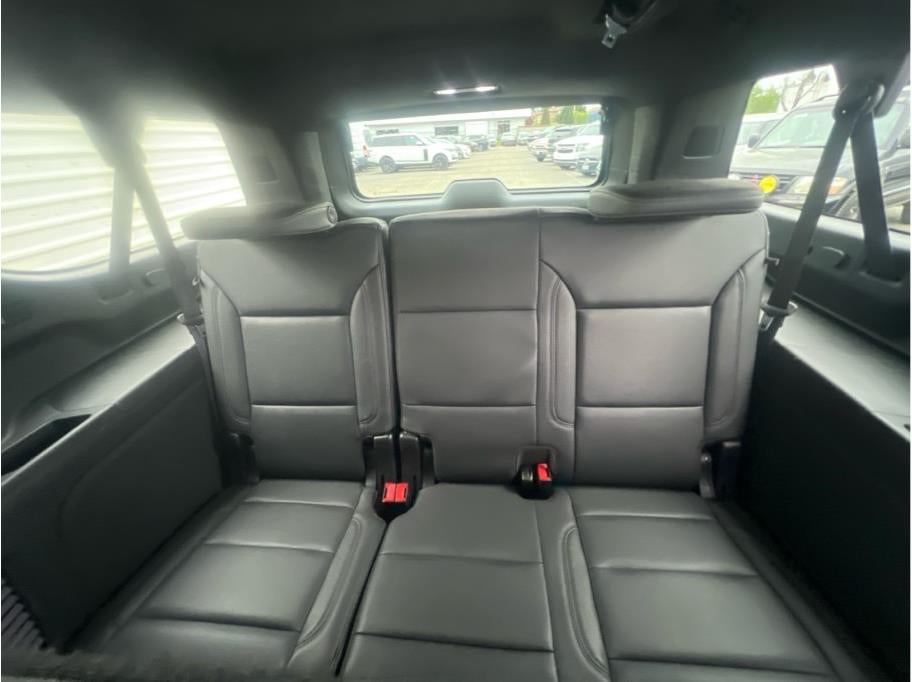 2024 Chevrolet Suburban LT Sport Utility 4D