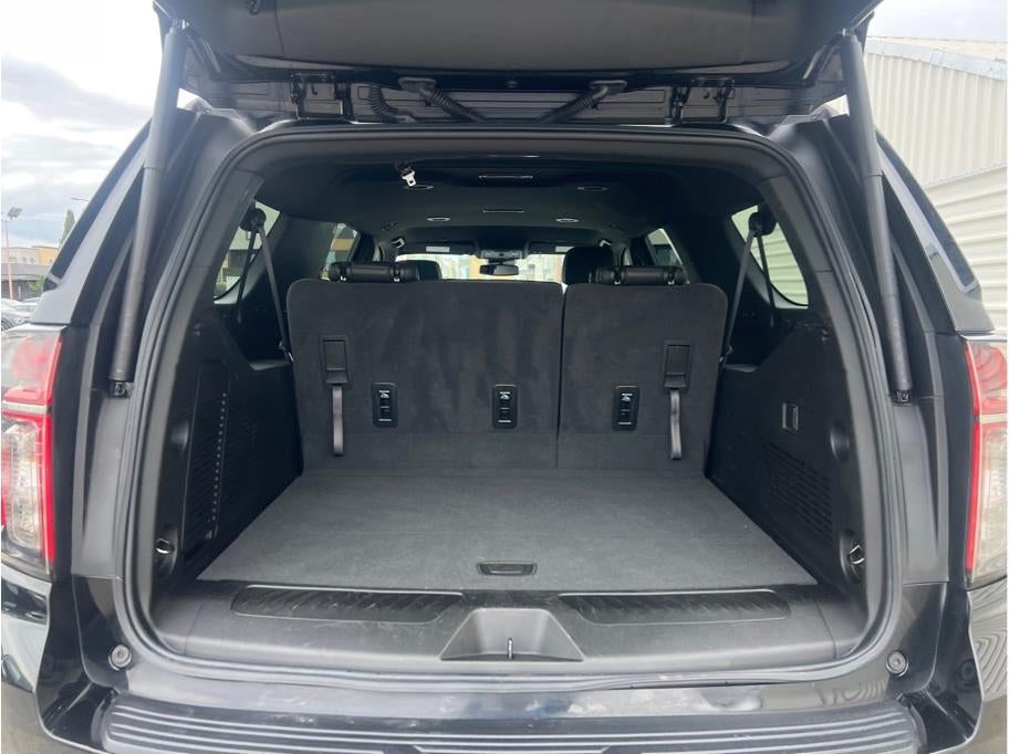 2024 Chevrolet Suburban LT Sport Utility 4D